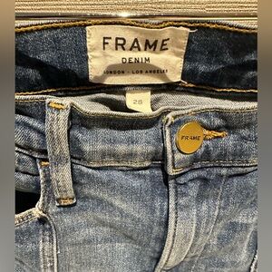 Frame Denim Women's Le High Skinny Jeans Distressed split front Size 28